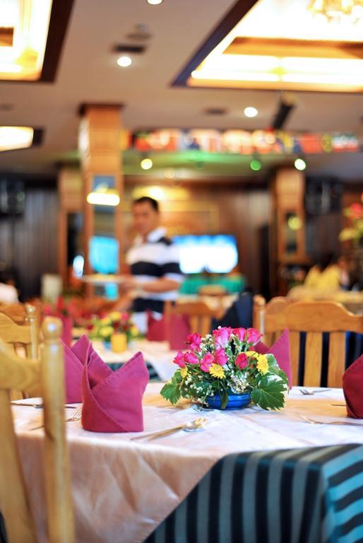 Maeyom Palace Hotel Phrae Dış mekan fotoğraf